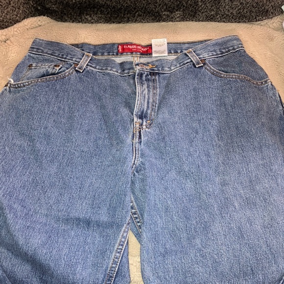 Levi's Classic Relaxed 550 Jeans, size 18S - Picture 2 of 6